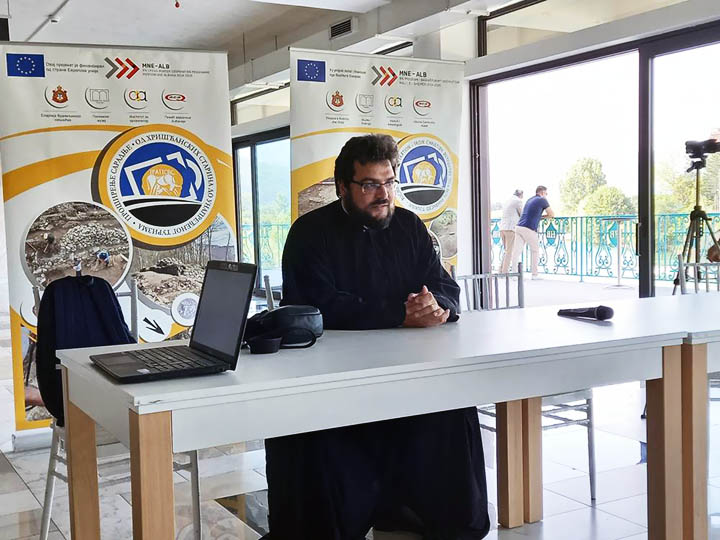 ХРИШЋАНСКЕ СТАРИНЕ У ВАСОЈЕВИЋИМА И ХОТИМА