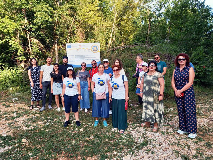 ХРИШЋАНСКЕ СТАРИНЕ У ВАСОЈЕВИЋИМА И ХОТИМА