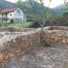 Црква у данашњем мјесту Хани и Хотит